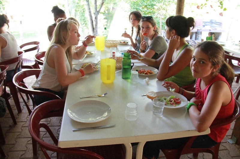 Village Camps International Summer Camp Ard&egrave;che, France 2019-07-26 https://www.villagecamps.com/journals_admin/images/650-22-21-07-2013.jpg lossless (24).jpg